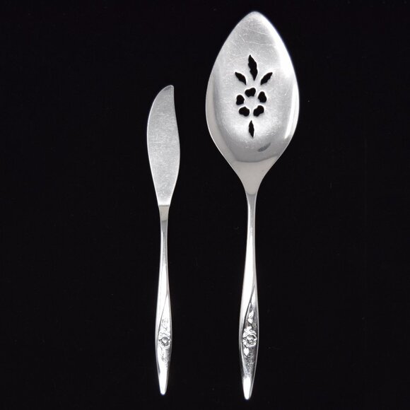 Oneidacraft Deluxe Lasting Rose Pierced Pie Server Master Butter Knife Stainless - Picture 3 of 12